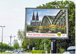 Rainer Korbmacher wünscht sich wieder mehr Werbung für Blumen und Pflanzen im öffentlichen Raum, hier Außenwerbung des BGM Köln.