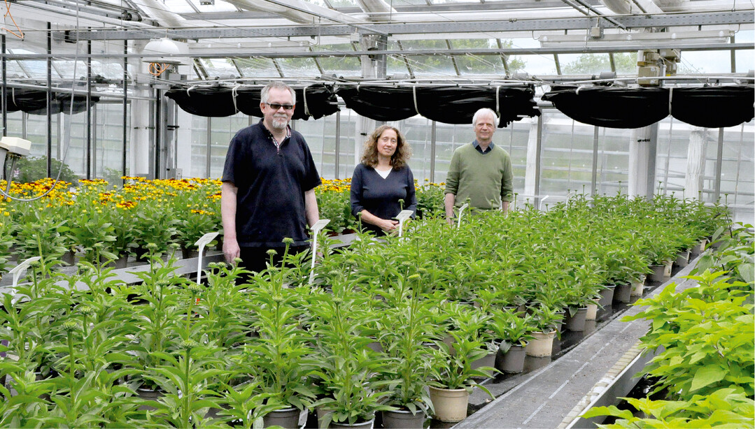 Das Projektteam TerZ-BWL am Institut für Gartenbau der Hochschule Weihenstephan-Triesdorf, von links: Christian Sieweke, Anette Stadler, Prof. Dr. Stefan Krusche.