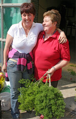 Unsere Elterngeneration hat die Grundlagen unserer heutigen Unternehmen geschaffen. Hut ab und unser aller Respekt!