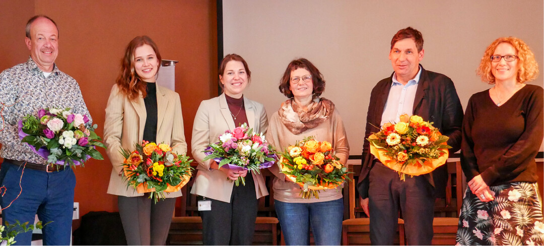 Referentinnen und Referenten der Fachtagung Gartenbau 2023, von links: Klaus-Dieter Gruber (Grtnerei Kiefl), Verena Trost (AELF Frth-Uffenheim), Antonia Lehner (IHK Mittelfranken), Annette Schwarz (Grtnerei Schwarz), Christian Schopf (Grnes Zentrum Krottenbach), Uta Hbner (AELF Frth-Uffenheim)