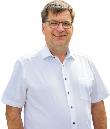 Jens Schachtschneider (Jahrgang 1962) grndete nach dem Besuch der Meisterschule 1986/87 (Baumschule) eine Staudengrtnerei in Neerstedt. Er war unter anderem Prsident des Nordwestdeutschen Gartenbauverbands und Grndungsmitglied des Stauden Rings. Er ist verheiratet mit Maike, die beiden Shne Torben und Finn sind mittlerweile in unternehmerischer Verantwortung in einem von zwei Betrieben des Unternehmens.