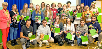 Auf dem Gartenbautag in Nordrhein-Westfalen wurden die besten Auszubildenden, Meister und Agrarbetriebswirte geehrt.