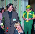 Holten sich in Dennenlohe die Auszeichnung für das Internetportal gartenberatung.info ab: DEGA-Redakteur Tjards Wendebourg und Sohn Paul