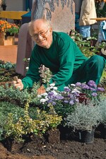 Engagierte sich persönlich für den Tag des Friedhofs in Rüsselsheim: Werner Muster