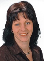 Nicola Krauth <br /> ist Gartenbauingenieurin (FH) und arbeitet selbstständig als Beraterin und Referentin in der Verkaufsberatung. Außerdem schreibt sie regelmäßig für „DEGA PRODUKTION & HANDEL“