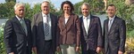 Beim BUGA-Rundgang (von links): BUGA GmbH-Geschäftsführer Dr. Josef Wolf; Karl-Heinz Plum, Präsident Bund deutscher Baumschulen (BdB); Bundeslandwirtschaftsministerin Ilse Aigner; ZVG-Präsident Heinz Herker und ZVG-Vizepräsident Jürgen Mertz