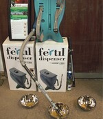 Der neue „fertil Dispenser“ mit rückentragbarem Vorratsbehälter und Dosierstab