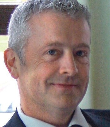 Andreas Vllinger ist Agraringenieur (FH), Diplomfinanzwirt und Steuerberater, auerdem aktives Mitglied im Hauptverband Landwirtschaftlicher Buchstellen (HLBS) in Bonn.