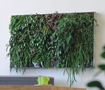 Linke Seite: Verticalis fügt sich harmonisch ins Wohnambiente ein