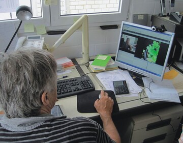 1 Peter Detzel vom Betreuungsdienst Ntzlingseinsatz Baden bei der Online-Beratung.