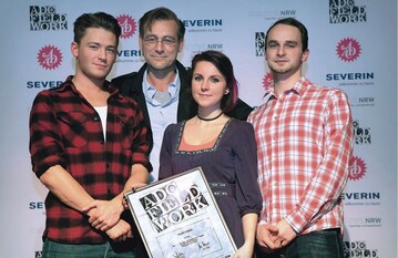Martin Stappen, Prof. Richard Jung, Diana Schmitz und Alexander Kryska (von links).