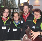 3 Die Junggärtner präsentierten ihren Stand in Wildwestgestaltung und sich selbst in allerbester Laune.