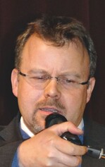 1 Der Geschäftsführer des Blumengroßmarkts Mannheim, Hans Biller, informierte über die Möglichkeiten regionaler Ware auf einem Blumengroßmarkt.