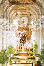 Baumkunst in der Kirche