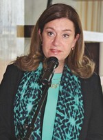 2 Botschafterin Monique van Daalen unterstrich die guten Beziehungen zu Deutschland.