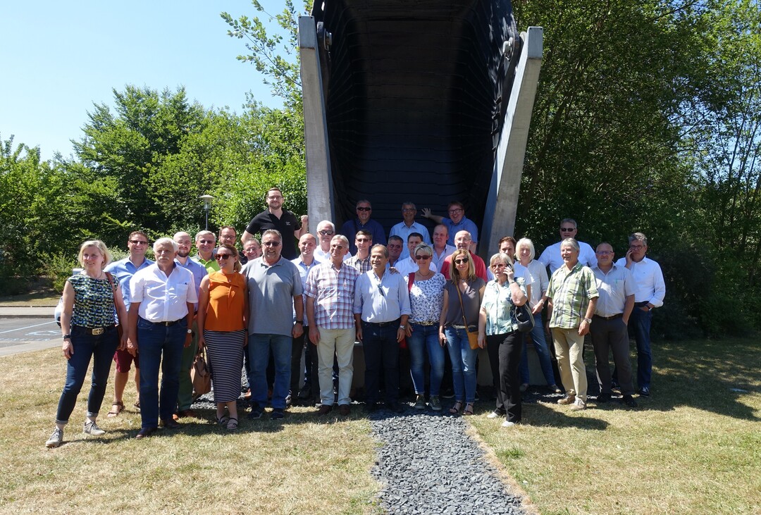 Die Tour durch den Tagebau Garzweiler II rundete die diesjährige Mitgliederversammlung der INDEGA ab.