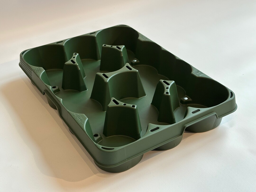 Der Tray fr 8 bis 12 Tpfe im Ma 9-10,5 cm