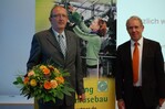Professor Dr. Rembert Burmann mit ZVG-Präsident Heinz Herker in der öffentlichen Mitgliederversammlung.