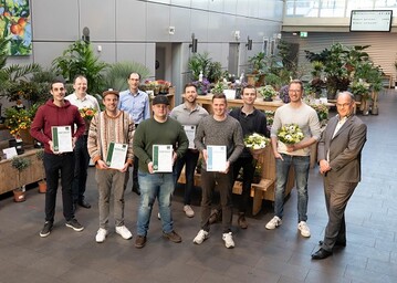 Abschluss des Lehrgangs Betriebswirt*in im Produktionsgartenbau der 
Landgard Stiftung.