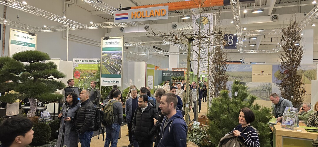 40 Unternehmen aus den verschiedenen Baumschulzentren der Niederlande präsentieren sich mit ihren Produkten am Gemeinschaftsstand in Halle 8.