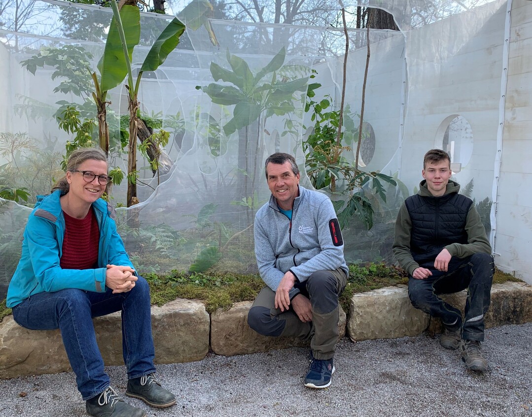(v. li): Von der Gartenbauschule Langenlois Lehrerin Eva Bauer, Grtnermeister Christian Kittenberger und Lehrling Moritz Straub  