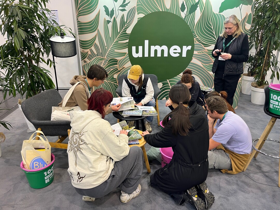 Especially for apprentices and employees, the "Pflanzenschule" (Plant School), together with IPM ESSEN, offers an exciting tour of the fair as a Speed Learning Tour.