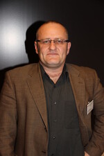 Jens Varnskühler, Betriebsleiter Labor-Jungpflanzen, stellte auf der Mitgliederversammlung den Betrieb Lehei Heinje Baumschulen und auch den chinesischen Mutterbetrieb vor.