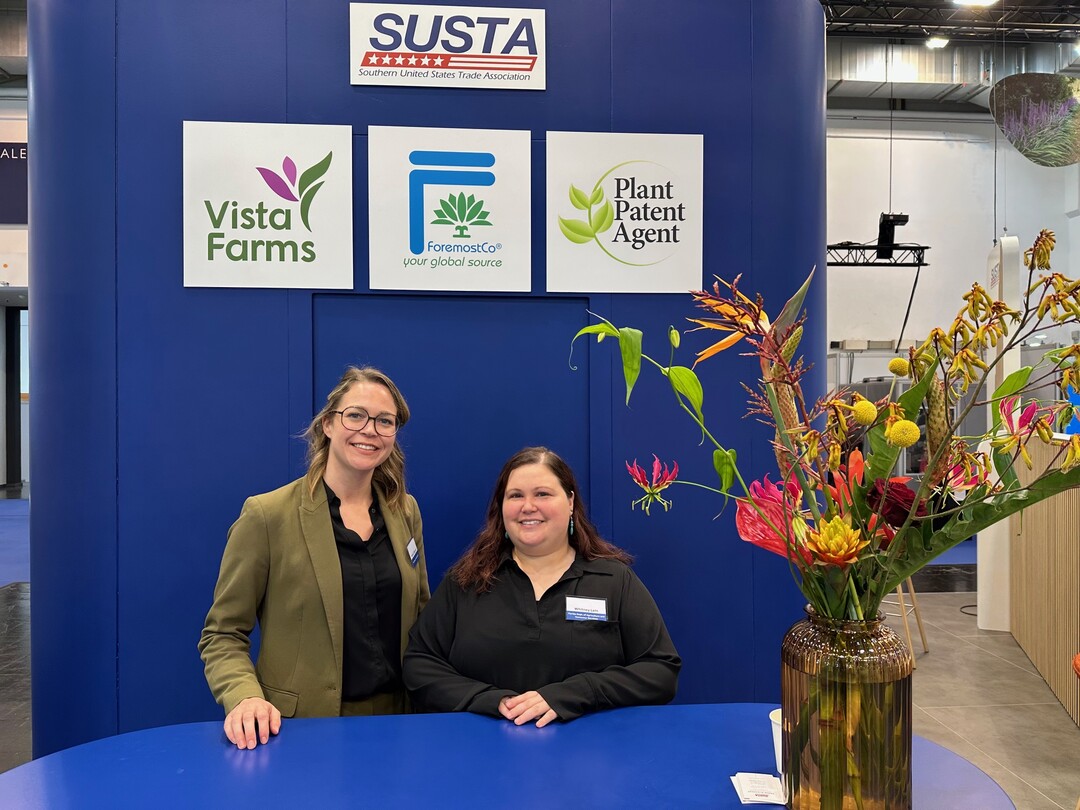 Erwarten die Fachbesucher am Stand der USA in Halle 2: Whitney Lett vom Florida Department of Agriculture an Consumer Services und Anouk Dijgraaf von SUSTA.
