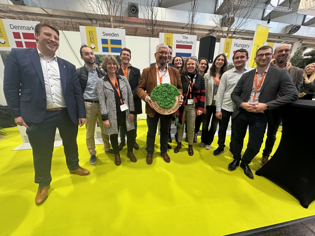 A project from the metropolis of Lyon in France received the Green Cities Europe Award from the European Nurserystock Association (ENA). "LES JARDINS DE PRE GAUDRY" convinced the jury.