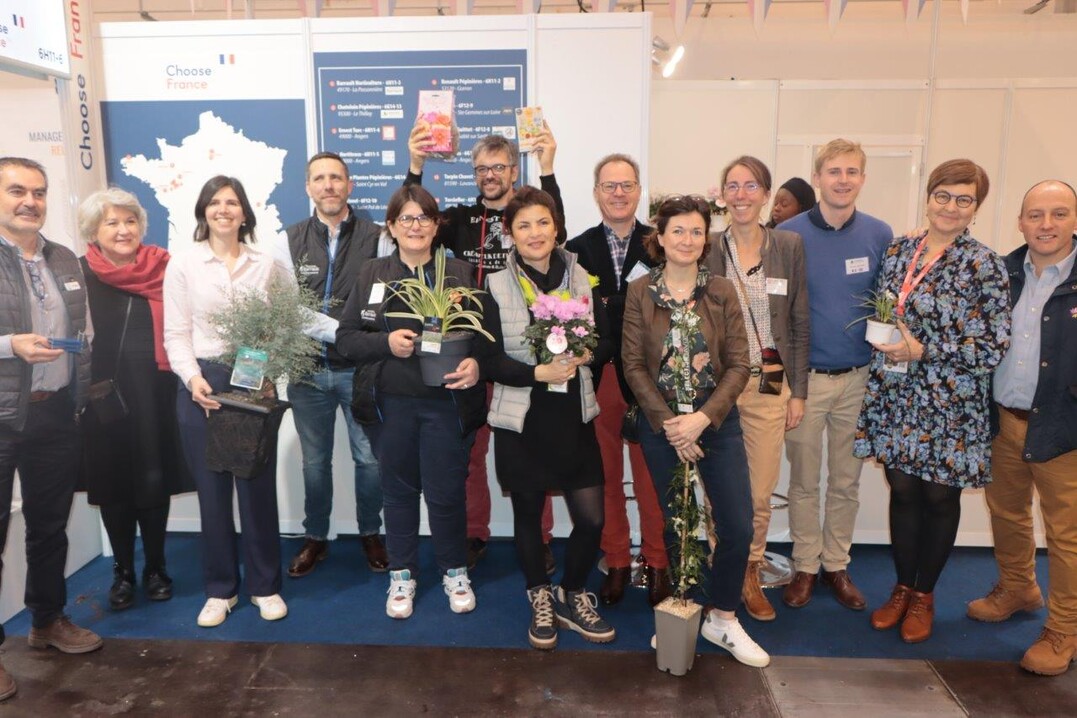 Souriez, s"il vous plaît: Freundliches Gruppenbild der französischen Aussteller auf der IPM.