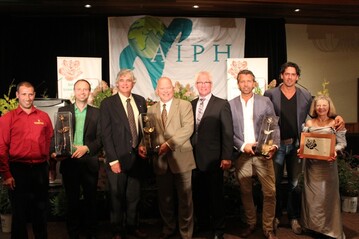 Sheridan Nurseries in Georgetown, Ontario, Canada has been announced the winners of the coveted Golden Rose for the second year in a row at the Gala dinner in Niagara Falls on 11th September. Organised as a partnership between AIPH and FloraCulture International the awards dinner, sponsored by Bylands Nurseries, Canada, attracted guests from all over the world. The judges were impressed with Sheridan Nurseries commitment to and achievements in innovation, environmental responsibility, efficient production and people management.