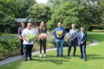 Freuen sich gemeinsam auf eine erfolgreiche Weiterbildung der neuen Landgard Stipendiaten (v.l.): Nicole Hörnemann, Schulleiterin der Fachschule Gartenbau Essen, Kevin Haenen, Maria Lohkamp, Felix Petrik, Wolfgang Schubert, Personalleiter bei Landgard, Thomas Keuschen, Personalentwickler bei Landgard.