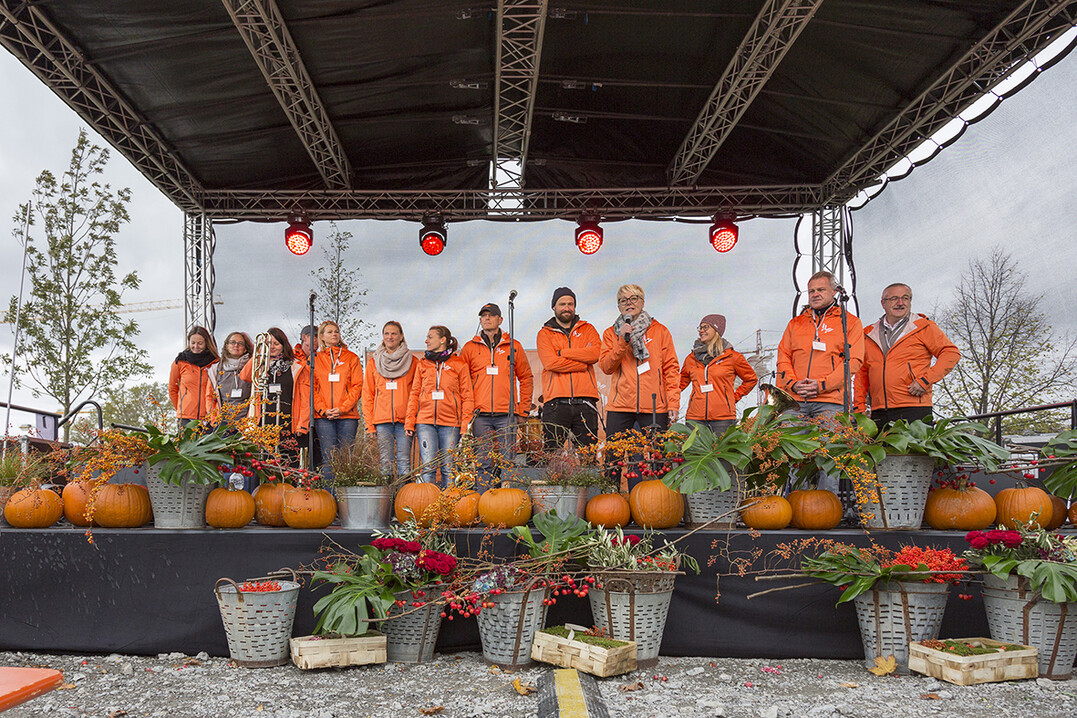 Das LaGa-Team: v.l.n.r.: Carmen Brauckhoff, Carmen van Musscher, Claudia Lenz, Berthold Vth, Andrea Dani, Gabi Bayer, Stefanie Klein, Bernd Rausch, Ingolf Stcker, Claudia Knoll, Magdalena Mller, Klaus Heuberger, Alfred Gtz; es fehlt: Judith Unger 