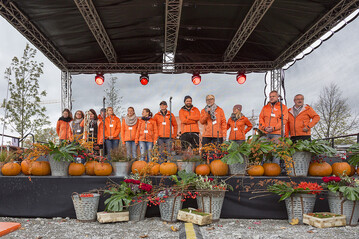 Das LaGa-Team: v.l.n.r.: Carmen Brauckhoff, Carmen van Musscher, Claudia Lenz, Berthold Vth, Andrea Dani, Gabi Bayer, Stefanie Klein, Bernd Rausch, Ingolf Stcker, Claudia Knoll, Magdalena Mller, Klaus Heuberger, Alfred Gtz; es fehlt: Judith Unger 