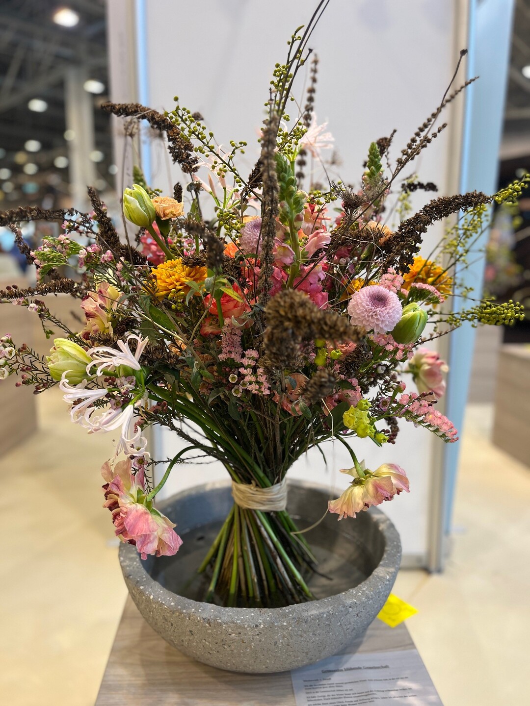 Platz 3 bei den Struen belegte Daria Nikolaeva, Azubi bei Blumen Groe-Kock in Duisburg.