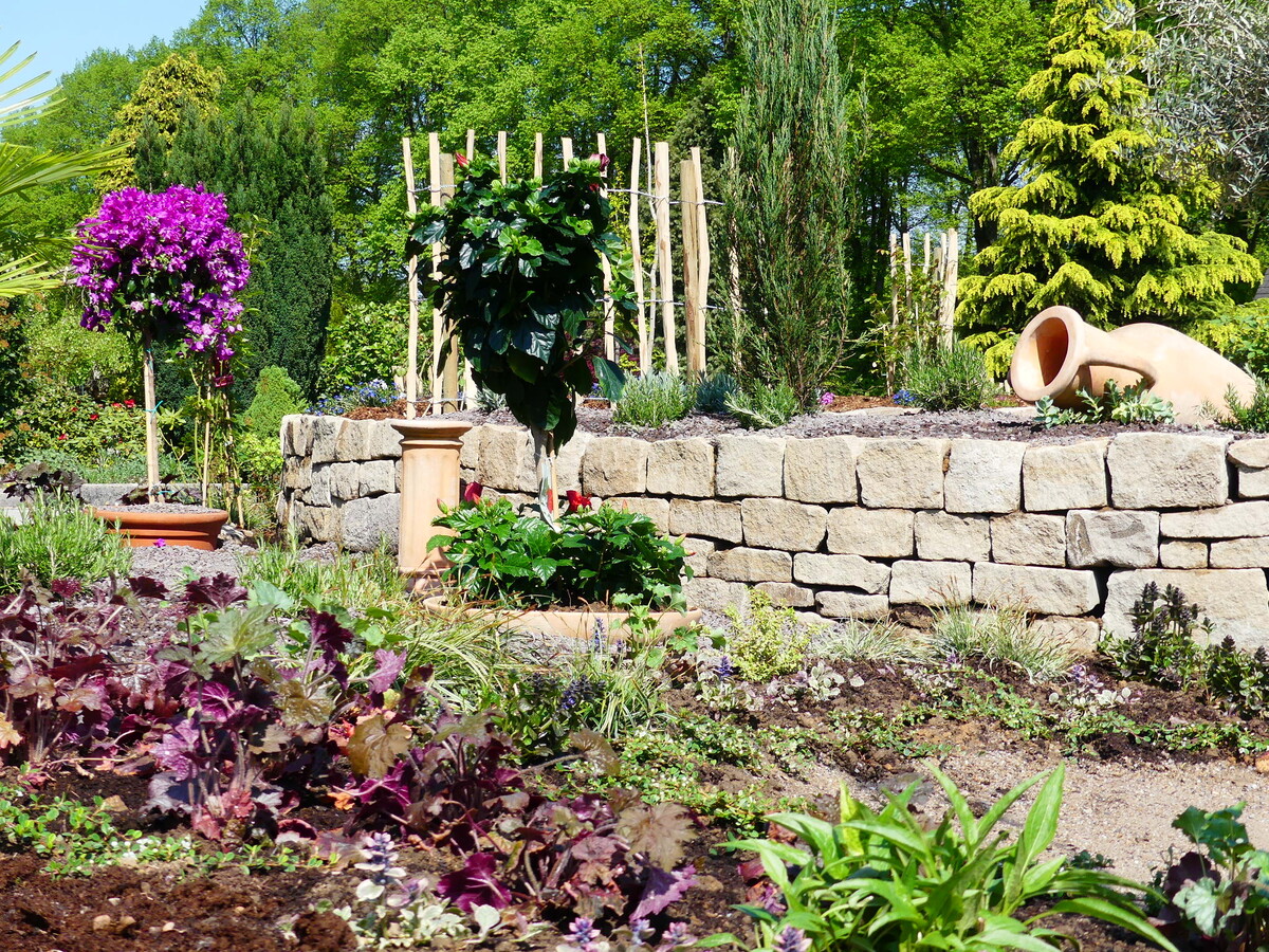 Garten der Erinnerung ist erweitert DEGA GARTENBAU Fachmagazin
