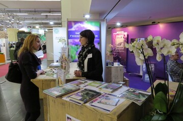 Kompetente Beratung zog viele Messebesucher zum Lila-Stand der Friedhofsgrtner.