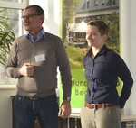 Die Weiterentwicklung und Integration der Stauden-DVD in eine Online-Datenbank begleiten Martin Häussermann vom BdS und Katja Splichal vom Ulmer Verlag in enger Abstimmung.