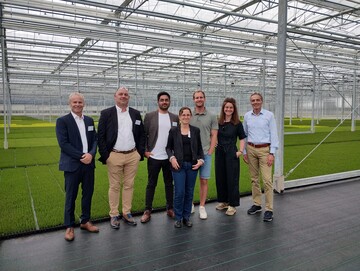 Von links: Dr. Benedikt Rsen (WFG Kreis Kleve), Klaus-Peter Ehrlich-Schnelting (EcoPort813), Omed Abed (Hochschule Rhein-Waal), Prof. Dr. Irmgard Buder (Hochschule Rhein-Waal), Raphael Janen (Janen Group), Regina Bach (Hochschule Rhein-Waal/Agrobusiness Niederrhein), Michael Dchting (Ecoport813)