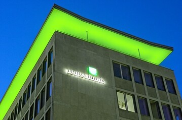 Die Landwirtschaftliche Rentenbank hat die Zinsstze ihrer Frderkredite entsprechend der Zinsentwicklung an den Kapitalmrkten um bis zu 0,10 Prozentpunkte (nominal) angehoben. 