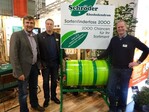 Schröder Rhododendron mit rustikalem IPM-Messestand und Sortenfinderfass 2000