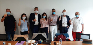 Von links: Paul-Henri Morel, Magali Page, Franois Noir, Sandrine Escaleira (Direktorin fr Investitionen bei Evolem), Olivier Morel (Prsident von Morel), Nicolas Rousset, Guy Morel.