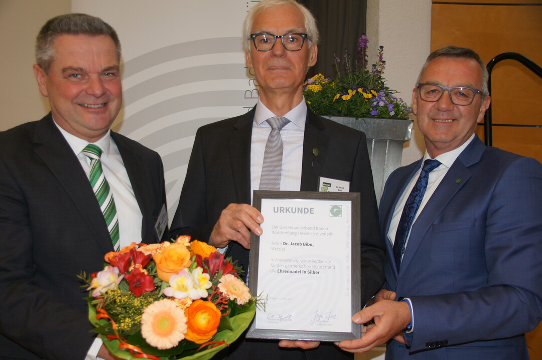v.l.n.r.:  Gerhard Hugenschmidt, Prsident  GVBWH, Dr. Jacob Bibo, Jrgen Mertz  