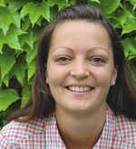 Marion Valenta war nach ihrem Gartenbaustudium in Weihenstephan drei Jahre in einem großen Gartencenter tätig und anschließend Pflanzen-Einkäuferin. Zurzeit ist sie Volontärin im Verlag Eugen Ulmer.