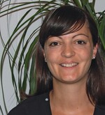 Marion Valenta<BR>
war nach ihrem Gartenbaustudium in Weihenstephan
drei Jahre in einem großen Gartencenter tätig
und anschließend Pflanzen-Einkäuferin. Zurzeit ist
sie Volontärin im Verlag Eugen Ulmer.