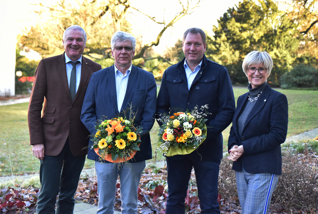 V.l.n.r.:
Helmut Selders,
Wolf Dieter Giesebrecht,
Christoph Dirksen, Eva Kähler-Theuerkauf