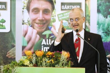 Im Rahmen der Mitgliederversammlung, ffentlicher Teil, des Deutschen Gartenbautages des ZVG in Berlin, beleuchtete Professor Dr. Thomas Rath, Hochschule Osnabrck, Herausforderungen und Perspektiven der gartenbaulichen Forschung.